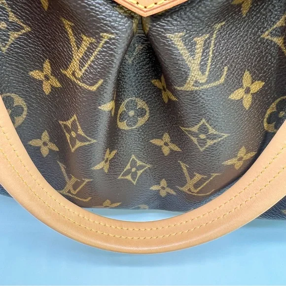 Louis Vuitton Monogram Boetie MM Tote Handbag - Picture 8 of 17